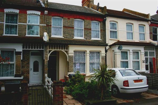 Mid-Terrace House, 4 bedrooms