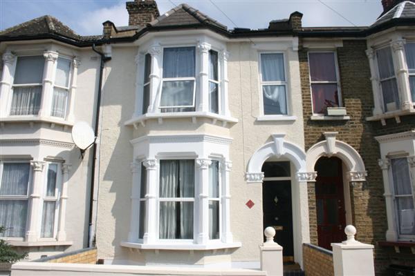 Mid-Terrace House, 4 bedrooms