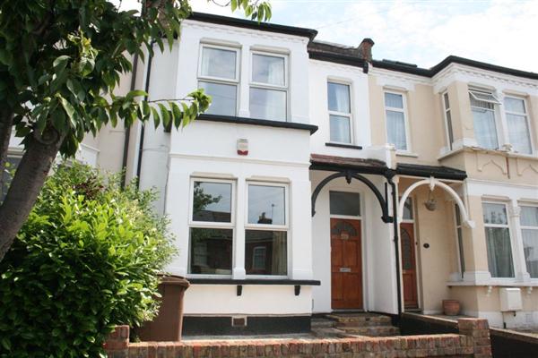 Mid-Terrace House, 3 bedrooms