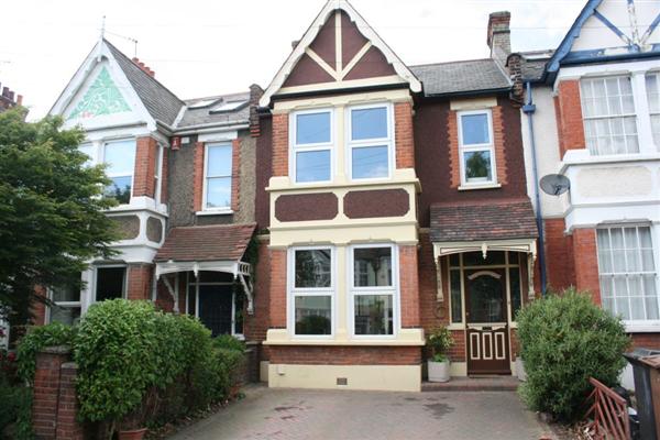 Mid-Terrace House, 3 bedrooms