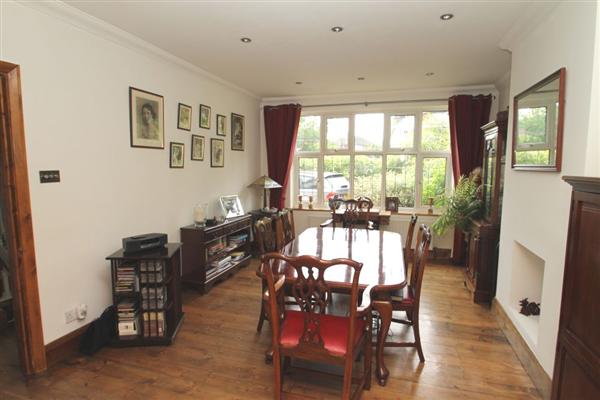 Semi-Detached House, 3 bedrooms