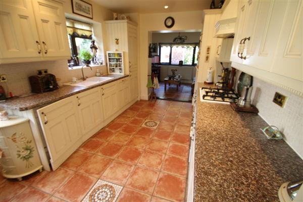 Semi-Detached House, 3 bedrooms