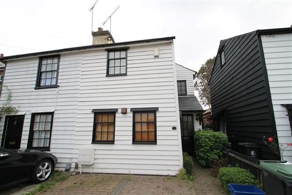 Semi-Detached House, 2 bedrooms