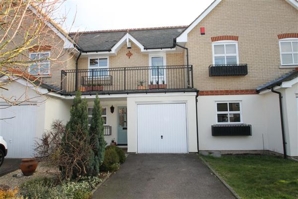 Mid-Terrace House, 3 bedrooms