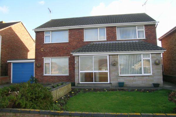 Detached House, 4 bedrooms, Freehold