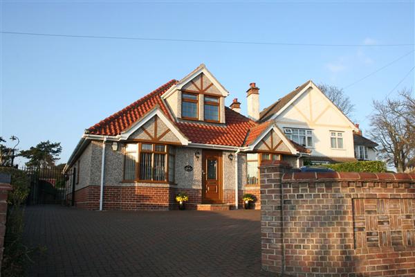 Detached House, 6 bedrooms, Freehold