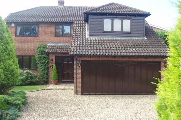 Detached House, 4 bedrooms, Freehold