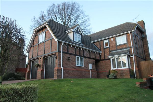Detached House, 5 bedrooms