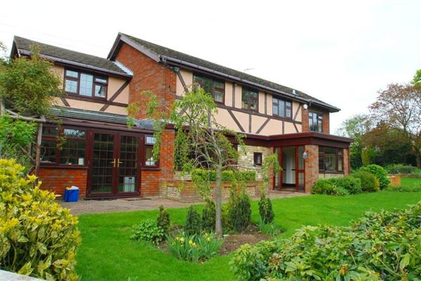 Detached House, 5 bedrooms