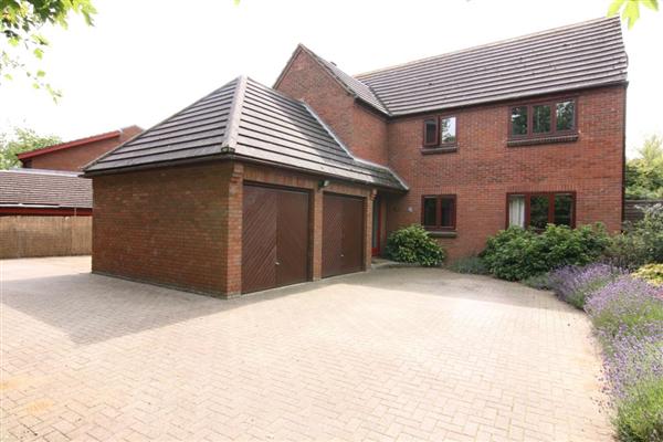 Detached House, 4 bedrooms