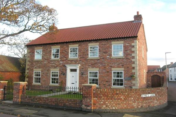 Detached House, 5 bedrooms, Freehold