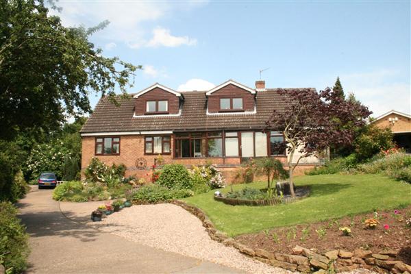 Detached House, 5 bedrooms, Freehold