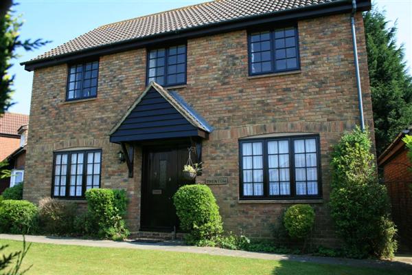 Detached House, 4 bedrooms, Freehold