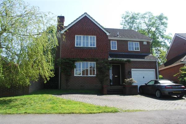 Detached House, 4 bedrooms, Freehold