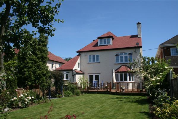 Detached House, 6 bedrooms