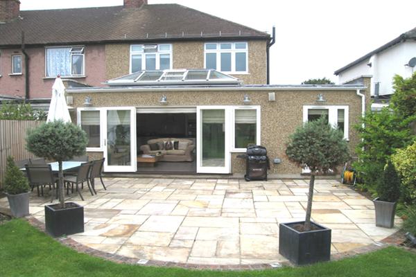 End-of-Terrace House, 3 bedrooms, Freehold