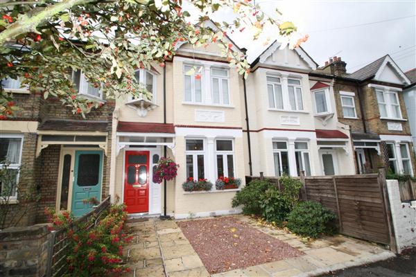 Mid-Terrace House, 3 bedrooms