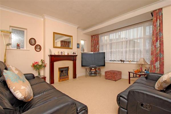 End-of-Terrace House, 3 bedrooms, Freehold