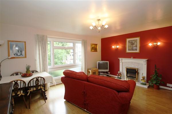 Worple Road, Wimbledon, London, SW20