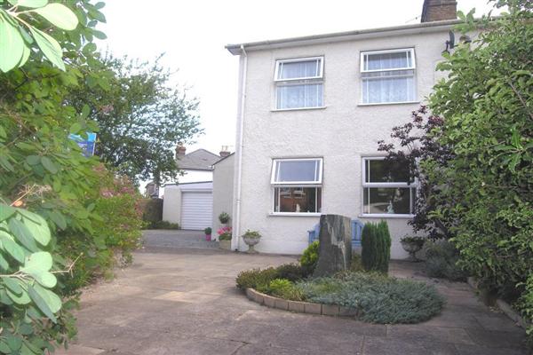 Semi-Detached House, 3 bedrooms, Freehold