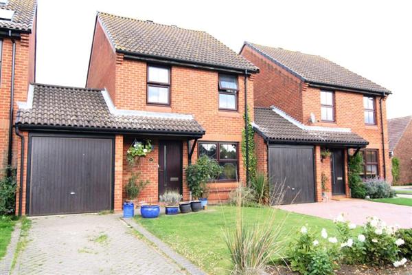 Mid-Terrace House, 3 bedrooms