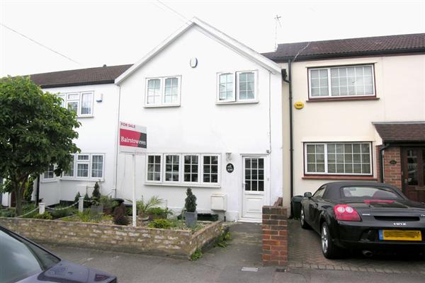 Mid-Terrace House, 3 bedrooms, Freehold
