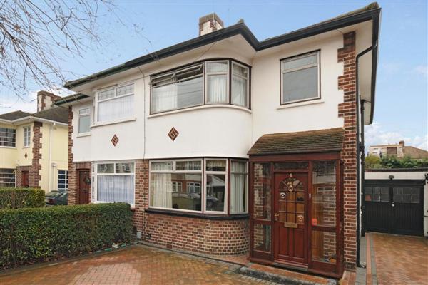 Semi-Detached House, 3 bedrooms