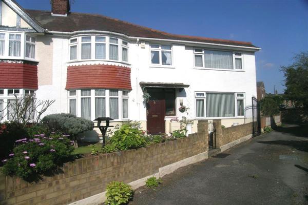 End-of-Terrace House, 5 bedrooms, Freehold