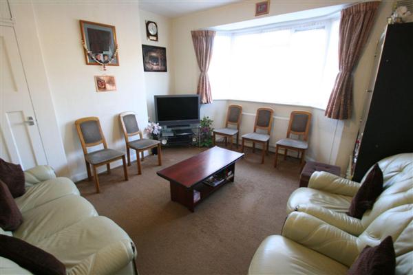 Semi-Detached House, 5 bedrooms