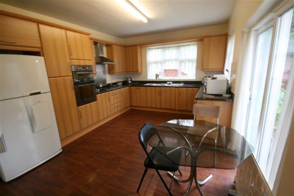 Detached House, 5 bedrooms