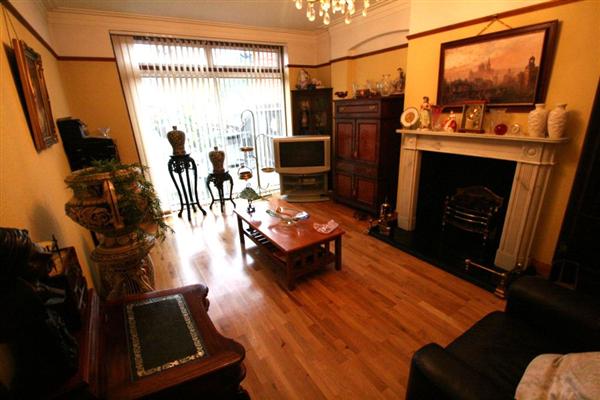 Semi-Detached House, 4 bedrooms
