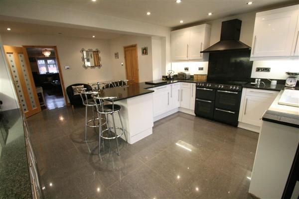 Detached House, 4 bedrooms