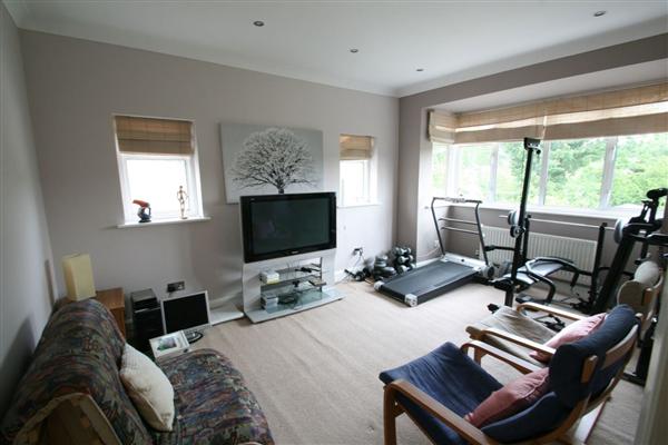 Mandeville Road, Southgate