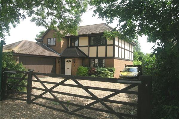 Detached House, 4 bedrooms, Freehold