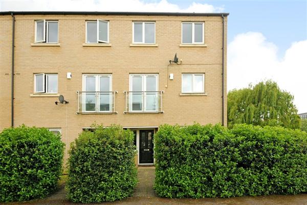 End-of-Terrace House, 4 bedrooms