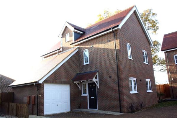 Detached House, 4 bedrooms