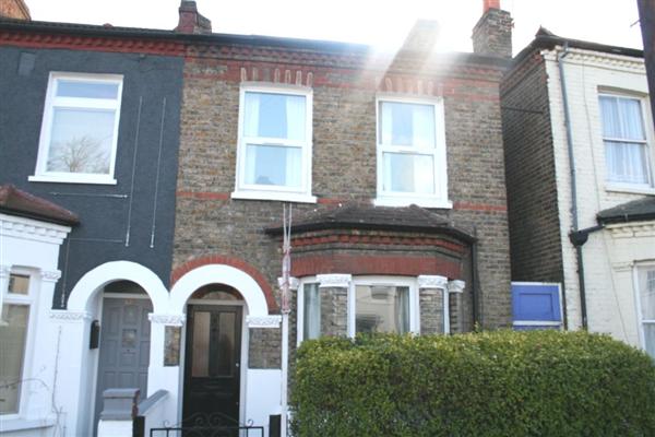 End-of-Terrace House, 3 bedrooms, Freehold