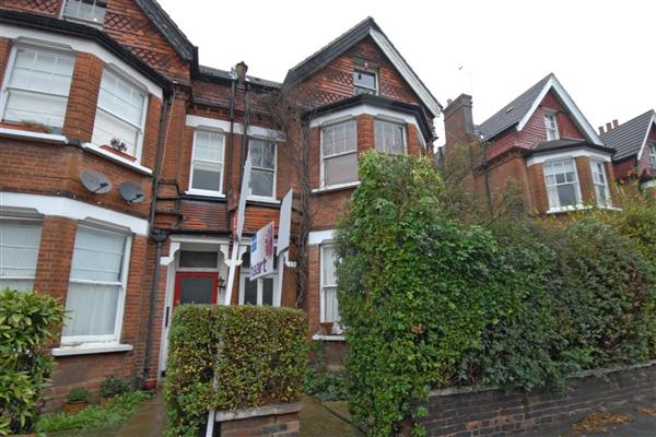 Flat / Apartment, 3 bedrooms