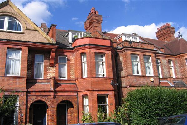 Mid-Terrace House, 4 bedrooms