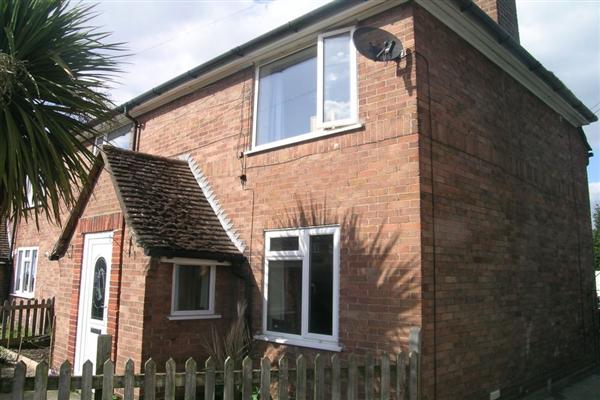 Semi-Detached House, 3 bedrooms, Freehold