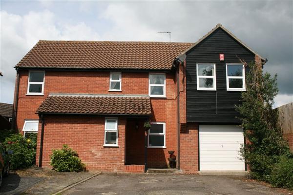 Detached House, 5 bedrooms, Freehold