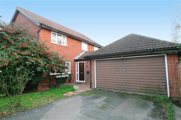 Detached House, 6 bedrooms