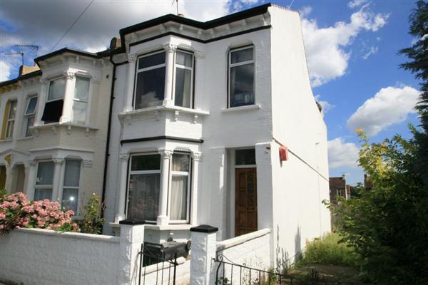 End-of-Terrace House, 3 bedrooms
