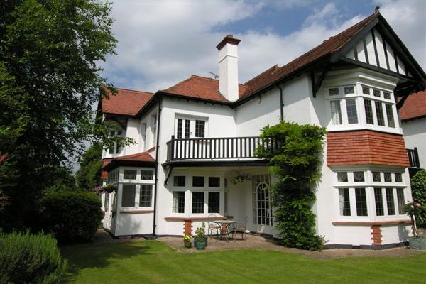 Detached House, 5 bedrooms, Freehold