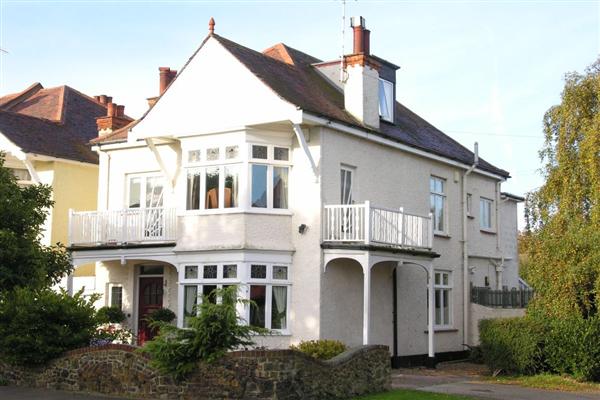 Detached House, 6 bedrooms, Freehold