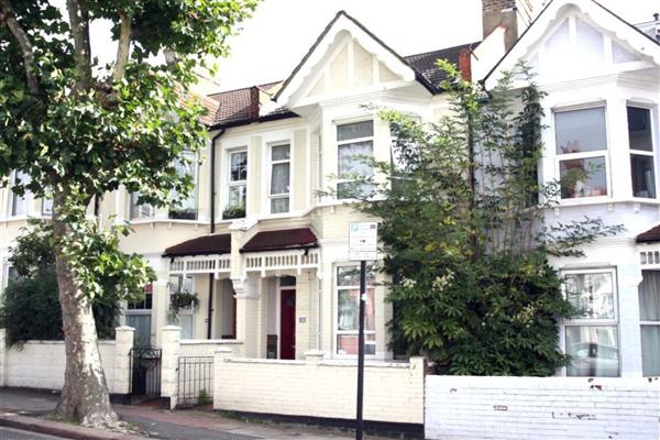 Mid-Terrace House, 3 bedrooms, Freehold