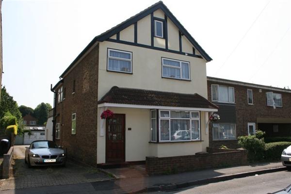 Detached House, 6 bedrooms, Freehold