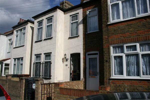 Mid-Terrace House, 3 bedrooms, Freehold