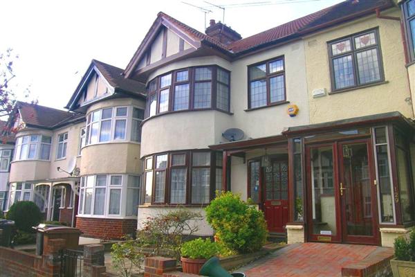 Mid-Terrace House, 3 bedrooms, Freehold