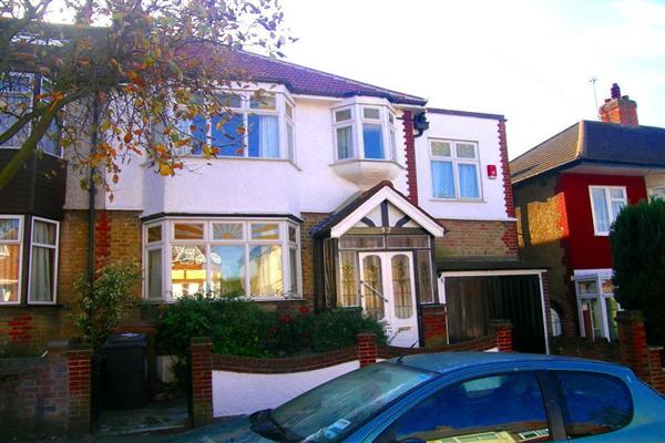Semi-Detached House, 5 bedrooms, Freehold